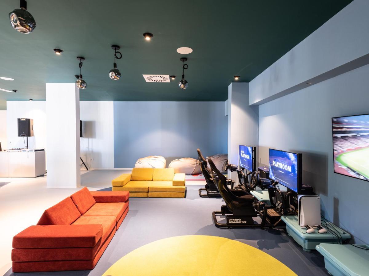 Falkensteiner Family Hotel Diadora Petrcane Exterior foto The gaming room