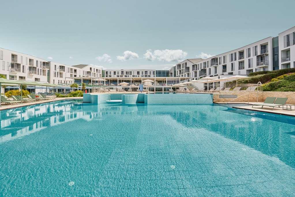 Falkensteiner Family Hotel Diadora Petrcane Facilidades foto The hotel's main pool