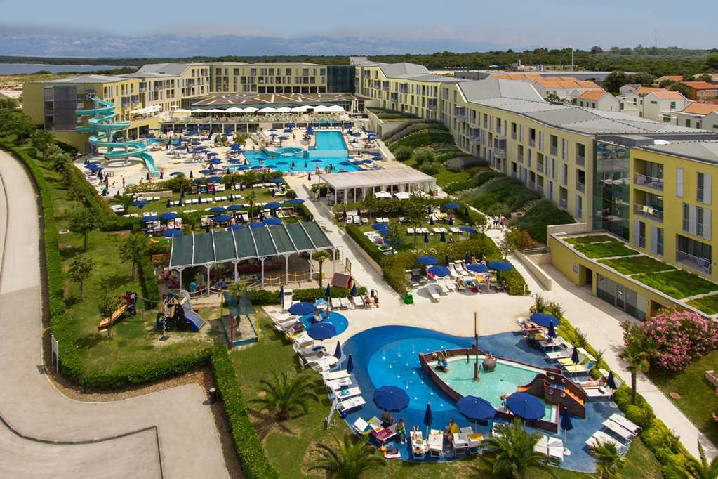 Falkensteiner Family Hotel Diadora Petrcane Exterior foto